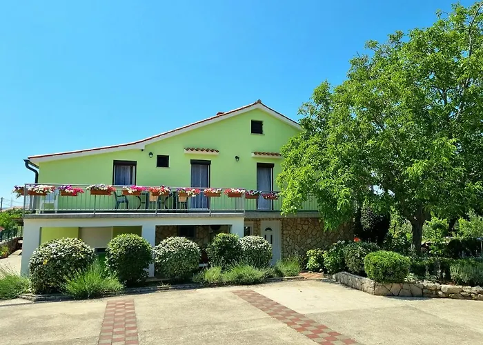 Apartment Deni