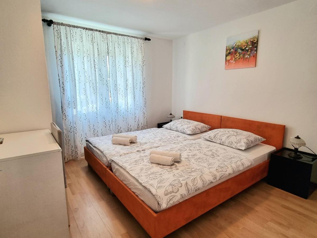 Deni Apartment Skrbcici